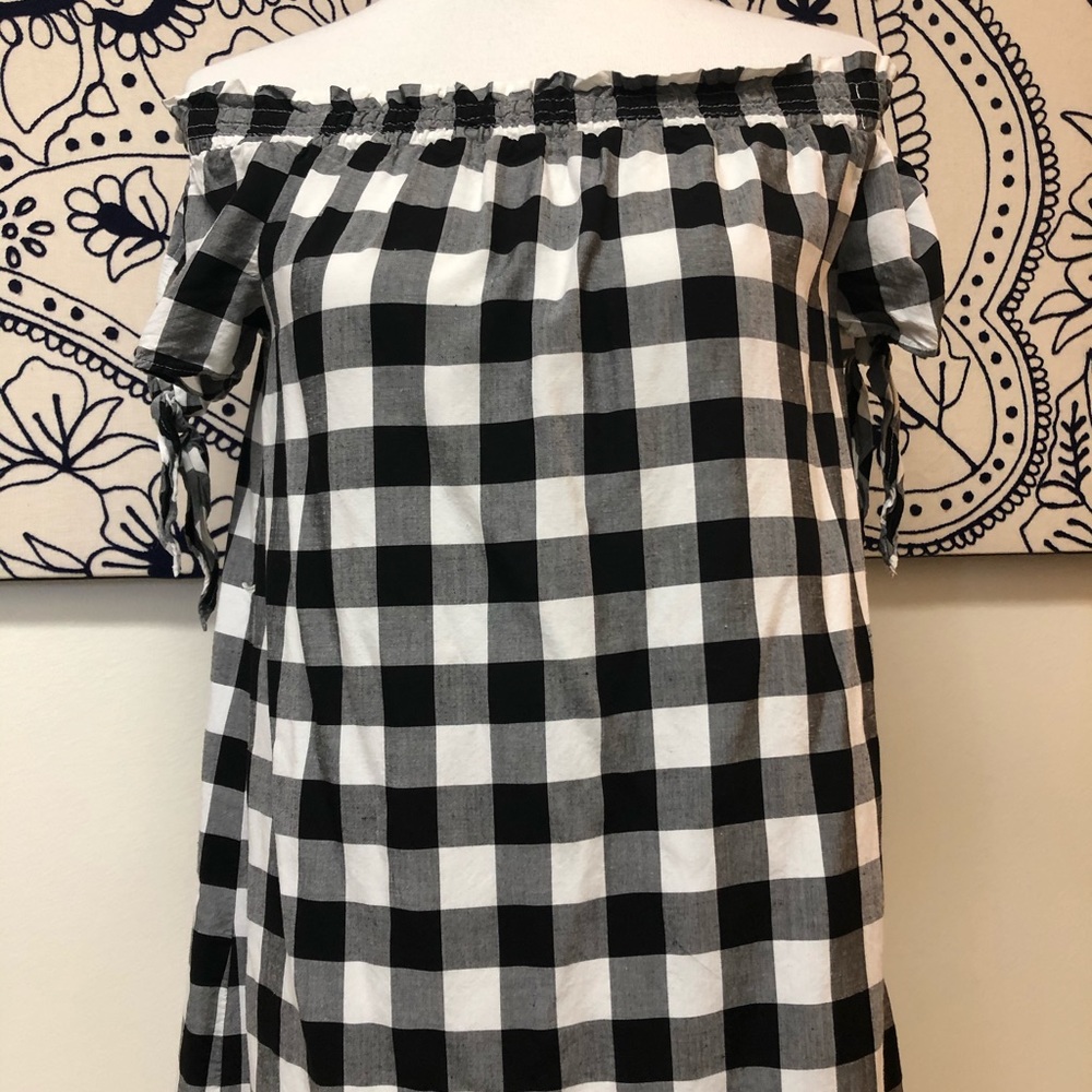 Ann Taylor LOFT Black & White Off Shoulder Dress - Picture 2 of 6